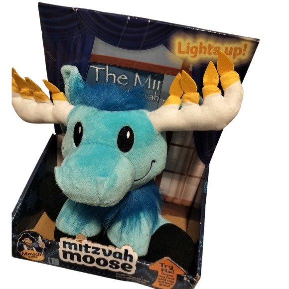 Mensch Pets Mitzvah Moose Plush Toy Interactive Lights Up - Picture 2 of 4